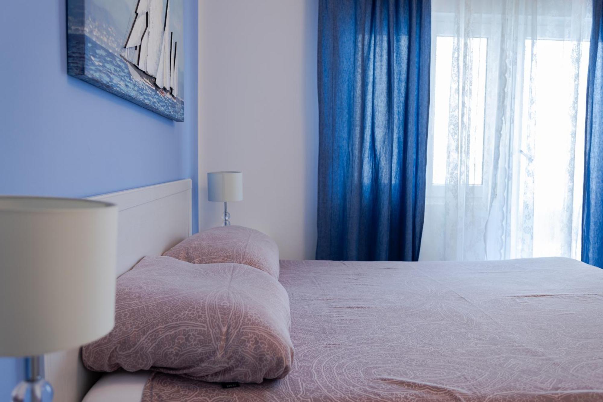 Apartments Mare Banjol Luaran gambar