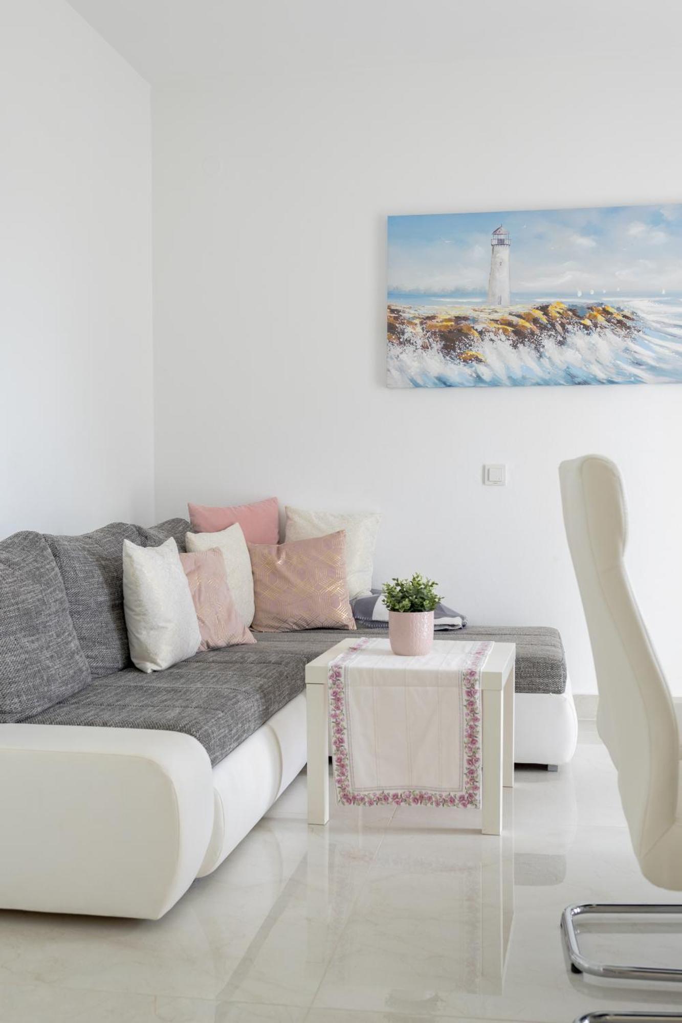 Apartments Mare Banjol Luaran gambar