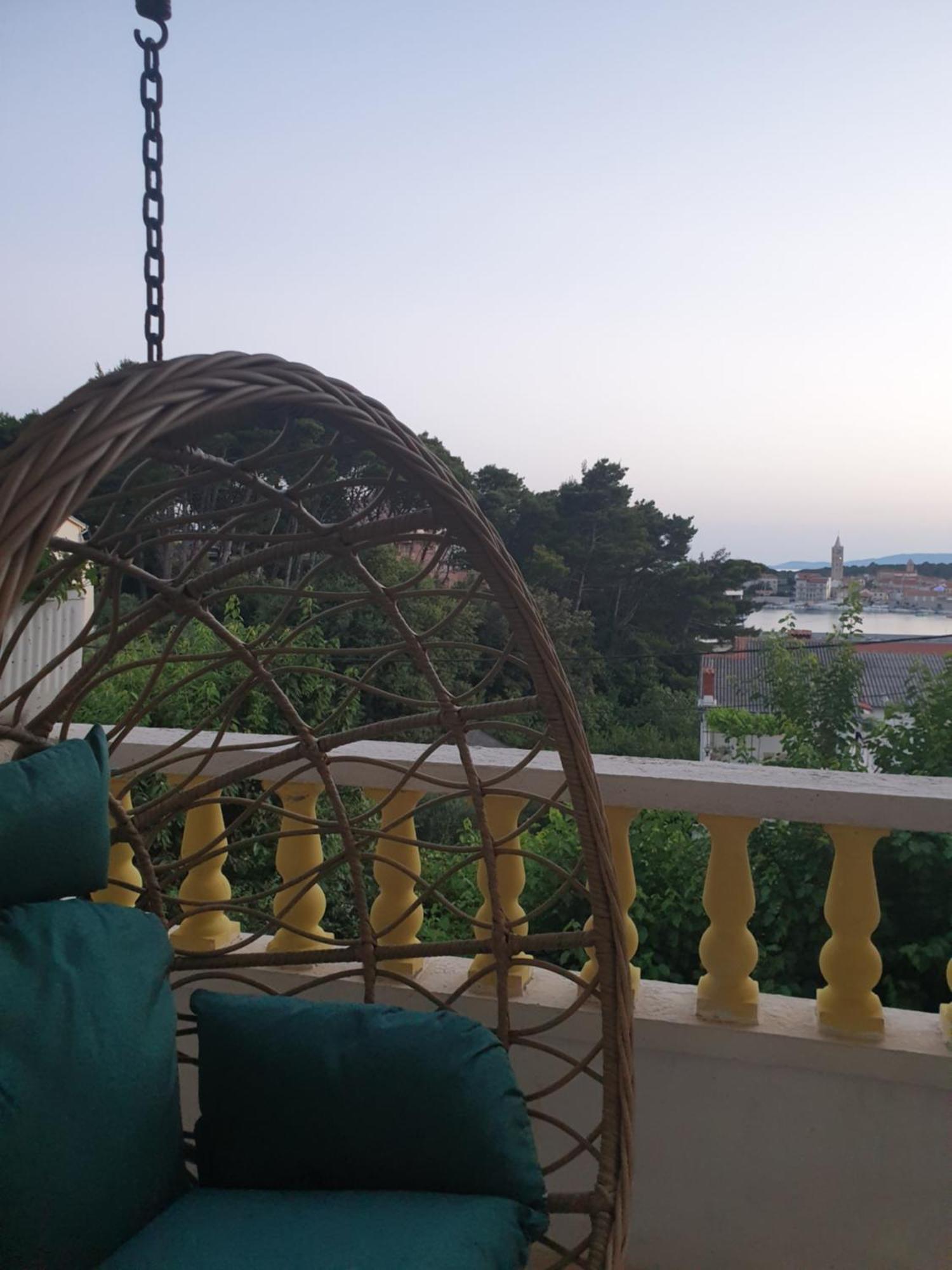 Apartments Mare Banjol Luaran gambar
