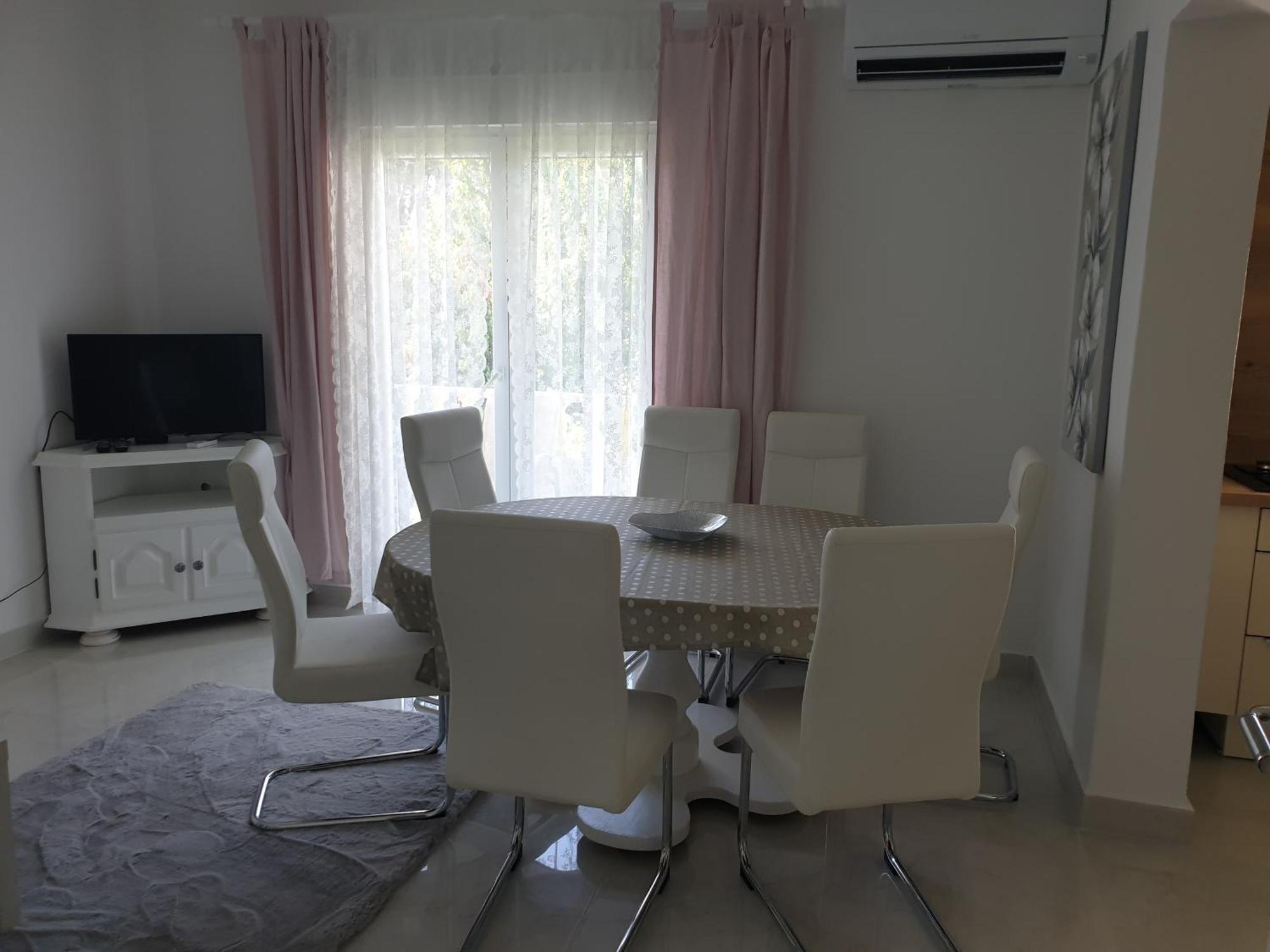 Apartments Mare Banjol Luaran gambar