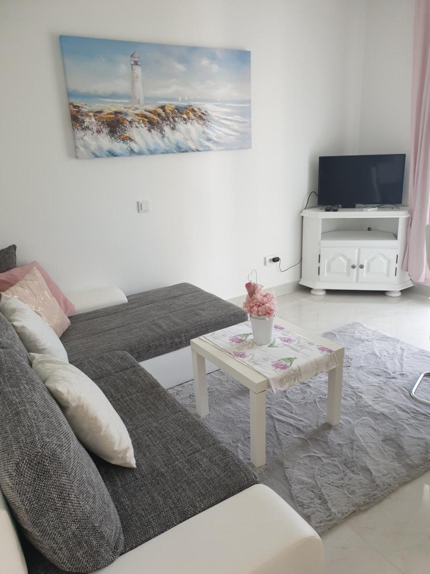Apartments Mare Banjol Bilik gambar